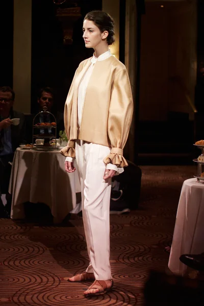 Look 6
